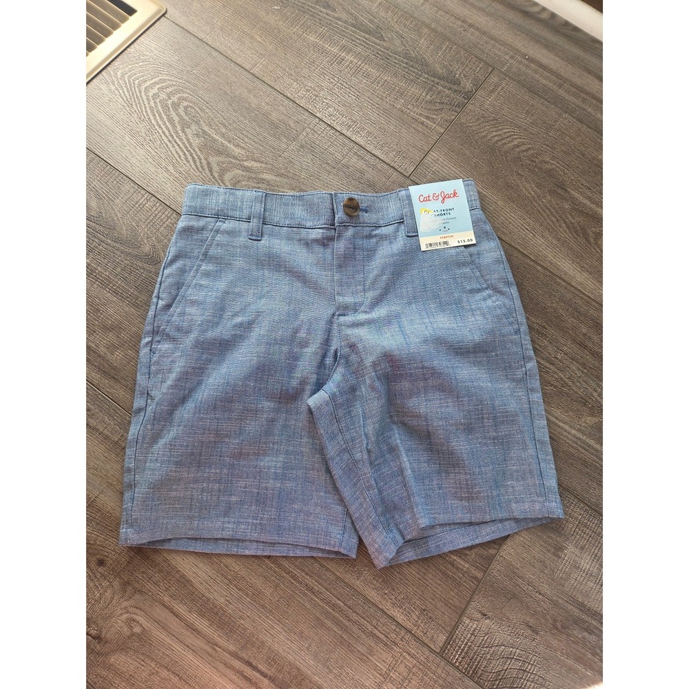 Cat and jack boys shorts size 6-7